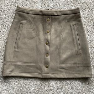 Super cute faux suede skirt. Barely worn! Sz M